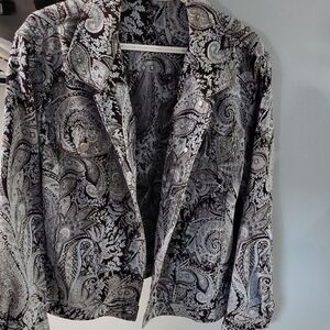 Elegant Paisley Women's Blazer